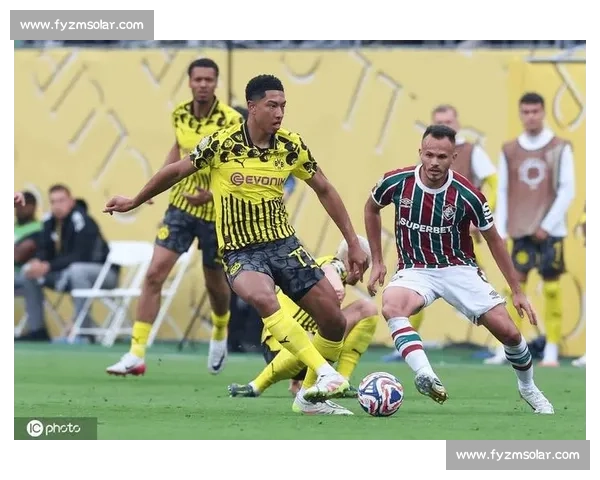 贝林厄姆弟弟多特首秀破门！天才中场接班兄长引期待